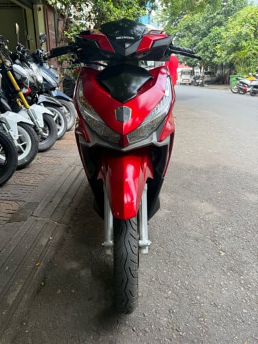 Honda Click 125cc 2017 NCX ទឹកថ្នាំហ្ស៊ីន95%