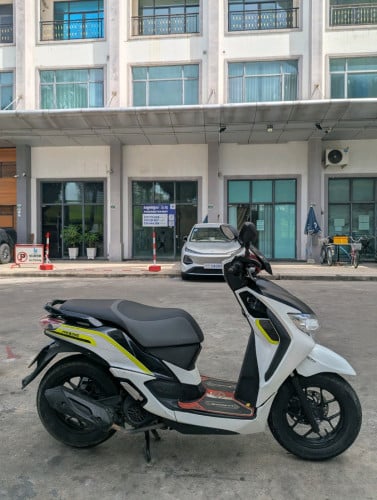 Honda moove