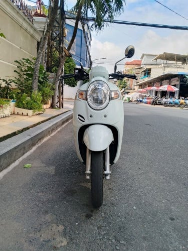 Honda scoopy