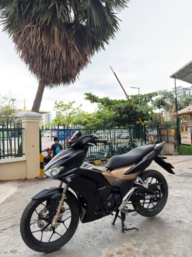 Honda winnerX 150cc ស្មាតឃី year 2022 មានពន្ធ
