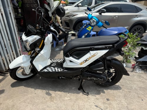 Honda zoomer