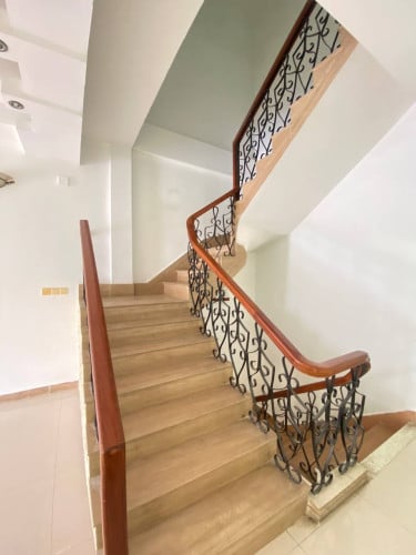 House for rent at Phsar Derm Thkov