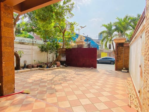 House for rent at Phsar Derm Thkov