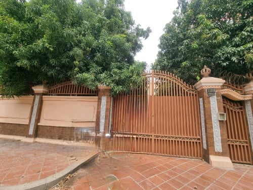 House for rent in Toul Kouk