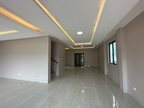 House For Sale (Borey William)