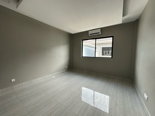 House For Sale (Borey William)