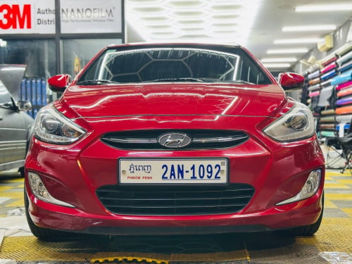 Hyundai accent blue