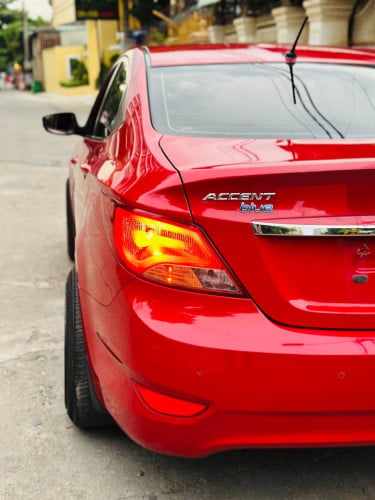 Hyundai accent blue