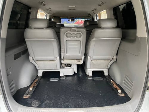 HYUNDAI Starex 2008 For Rent /出租