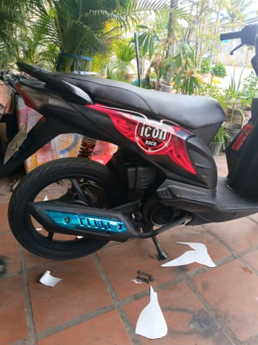 Icon 250$ ម៉ាស៊ីនស្ងាត់ស្ទុះល្អ
