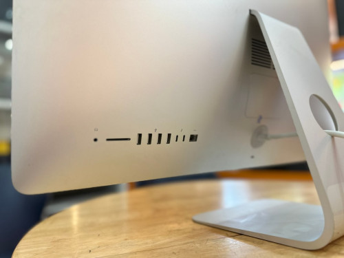 iMac 27" 2019 (Secondhand) Core i5 Ram 32Gb/512GB+1TB(SATA) Graphics 4GB