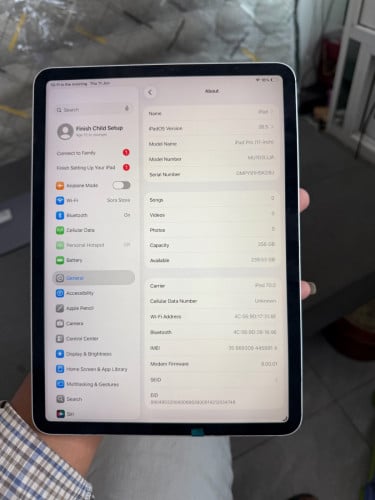 iPad Pro 11 inch 256gsim WiFi ទទួលកញ្ចក់នៅស្អាត