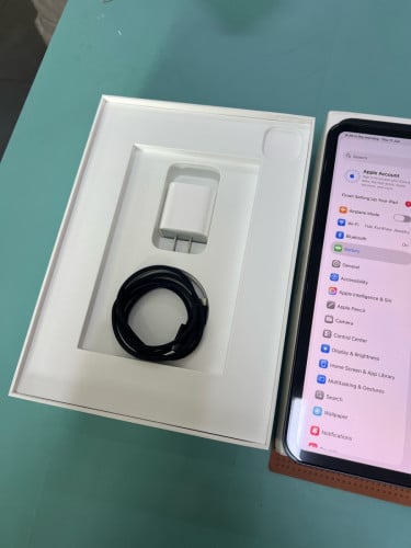 iPad Pro M5 256G WiFi 899$