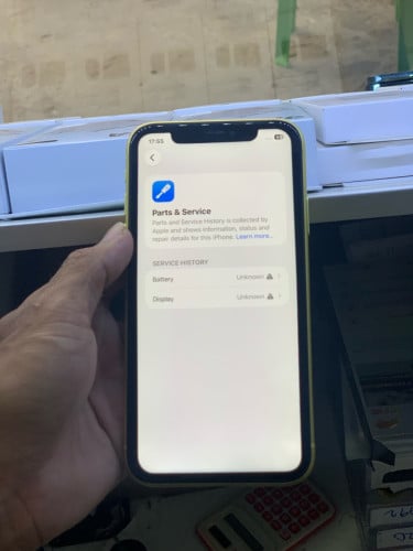iPhone 11.អេក្រង់ហ្សុិន មានស្កេនតួរស្អាត
