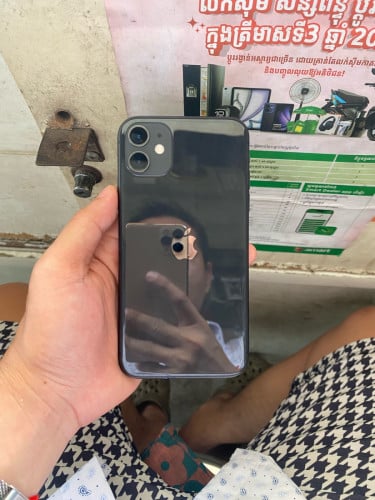 iPhone 11 64G សំនុំហ្សុីនស្អាត98.99%