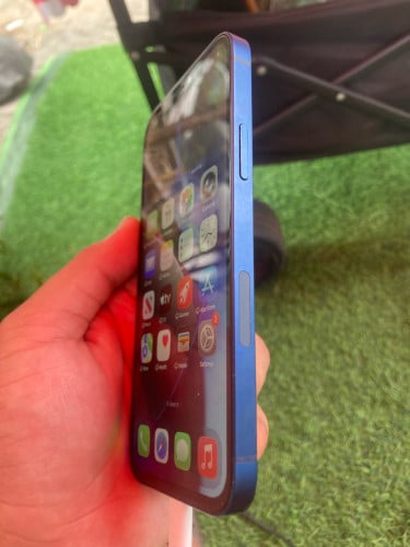 iPhone 12