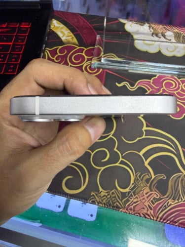 iPhone 14 Plus ស្អាត99%ដូចថ្មី Color White 128G ថ្ម100%