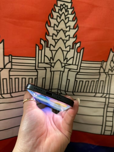 iphone 15 / 128g / CH ដាក់បានសុីម 2 / ប្រវត្តិដូរ camara no scan លក់តំលៃក្រោមទីផ្សារ 315$ ដាច់
