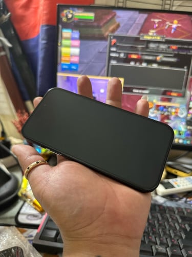 iphone 15 / 128g / CH ដាក់បានសុីម 2 / ប្រវត្តិដូរ camara no scan លក់តំលៃក្រោមទីផ្សារ 315$ ដាច់