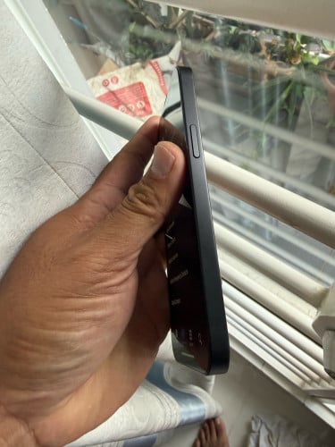 Iphone 16e sim lock ប្រើទ្រនាប់