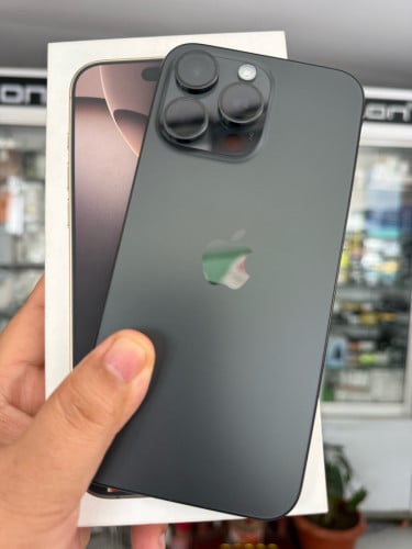 iPhone 16promax 512gb ZP 256gb CH ខ្មៅ %99%