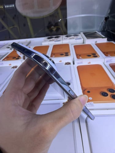iPhone 17 Air, 256GB LL/A,នៅស្អាត99%,ថ្ម100%,សាកថ្ម23ដង
