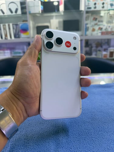 iphone 17 Pro Max 256 XA 99%
