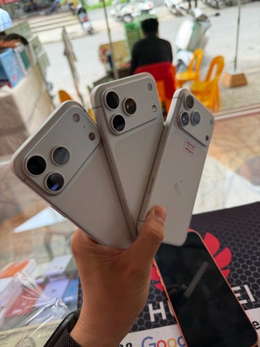 iphone 17 pro max 256G Silver CH Sim 2 99%