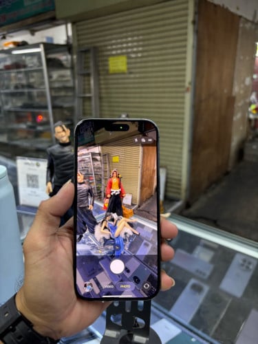 Iphone17 256G CH sim2 អត់ស្គេន ដូរកាម៉េរ៉ា