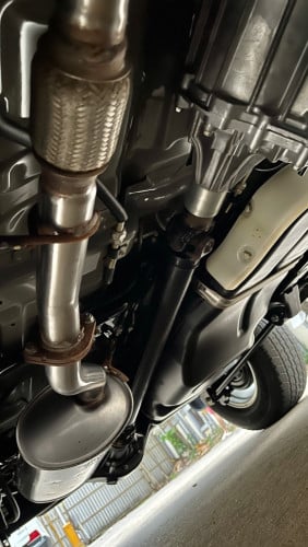 ISUZU MU-X 2015 full (4x4) ថ្មីខ្លាំង 90% Urgent Sale!!!