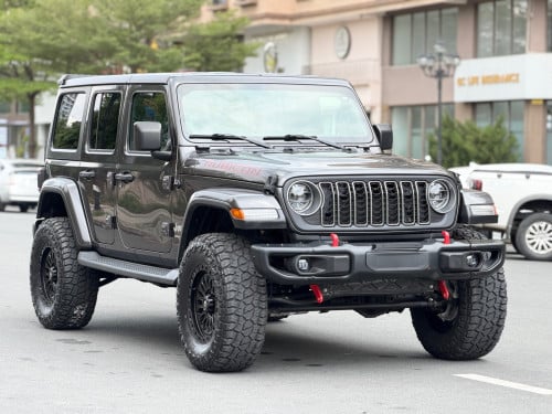 Jeep Wrangler ឆ្នាំ2018 ក្រដាសពន្ធ មហាថ្មី ប្រើបាន3ម៉ឺនម៉ៃជាង