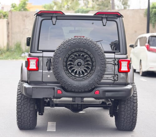 Jeep Wrangler ឆ្នាំ2018 ក្រដាសពន្ធ មហាថ្មី ប្រើបាន3ម៉ឺនម៉ៃជាង