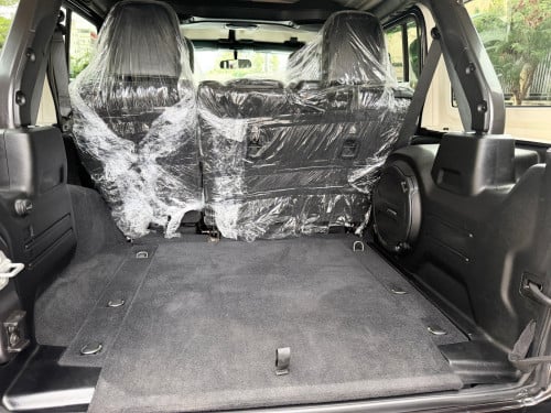 Jeep Wrangler ឆ្នាំ2018 ក្រដាសពន្ធ មហាថ្មី ប្រើបាន3ម៉ឺនម៉ៃជាង
