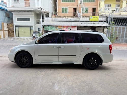 Kia Carnival 2012full option