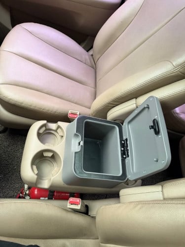 Kia Carnival 2012full option