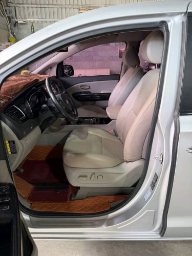 Kia carnival 2015