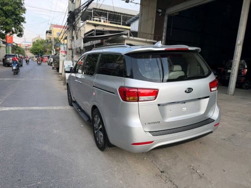 Kia carnival 2015