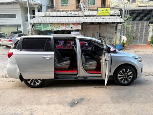 Kia carnival 2015