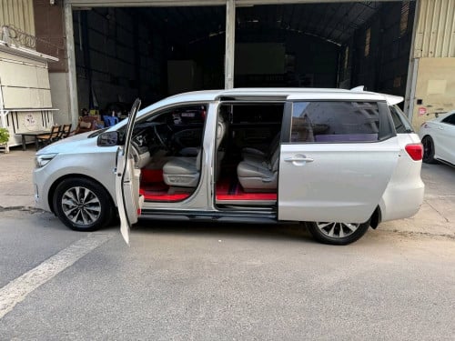 Kia carnival 2015