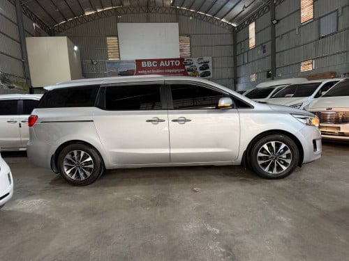 Kia Carnival 2015