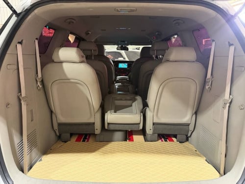 Kia Carnival 2015