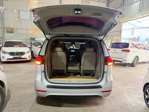 Kia Carnival 2015