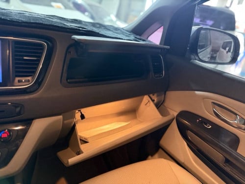 Kia Carnival 2015