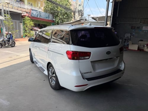 Kia Carnival 2015full