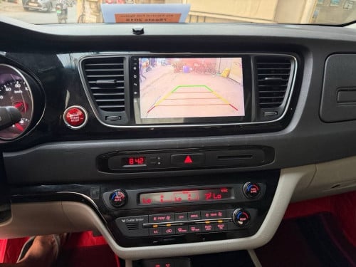 Kia Carnival 2015full option ទ្វាអូតូ