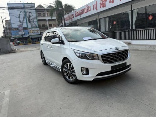 Kia Carnival 2017full option 360ប៊ូតុង5ទ្វាអូតូបី