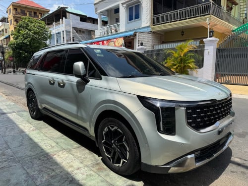 Kia Carnival 2025 full options លក់តំលៃស្មើនឹងoptions ធម្មតា