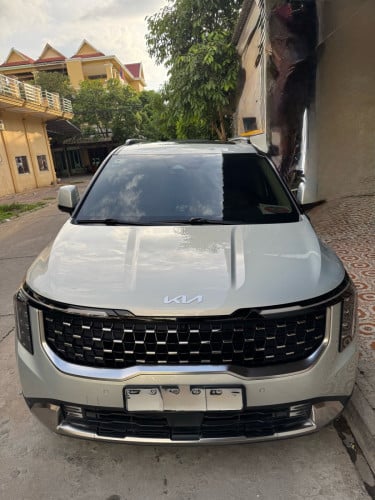 Kia Carnival 2025 full options លក់តំលៃស្មើនឹងoptions ធម្មតា