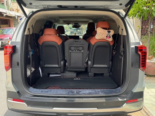 Kia Carnival 2025 full options លក់តំលៃស្មើនឹងoptions ធម្មតា