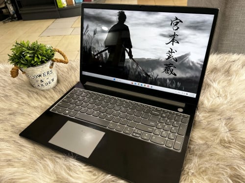 Lenovo Thinkbook